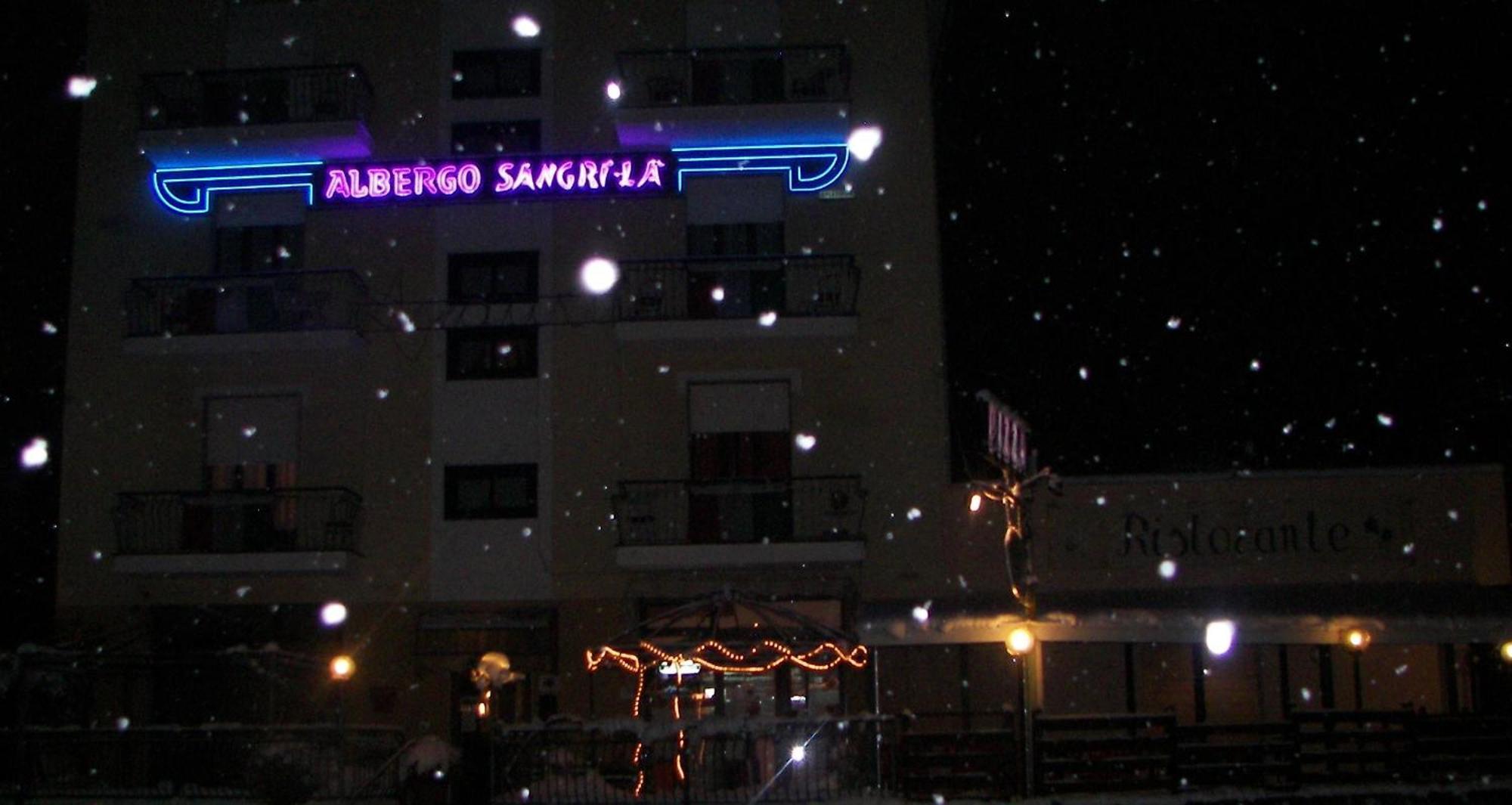 Albergo Sangrila Lanzo Torinese Exterior foto